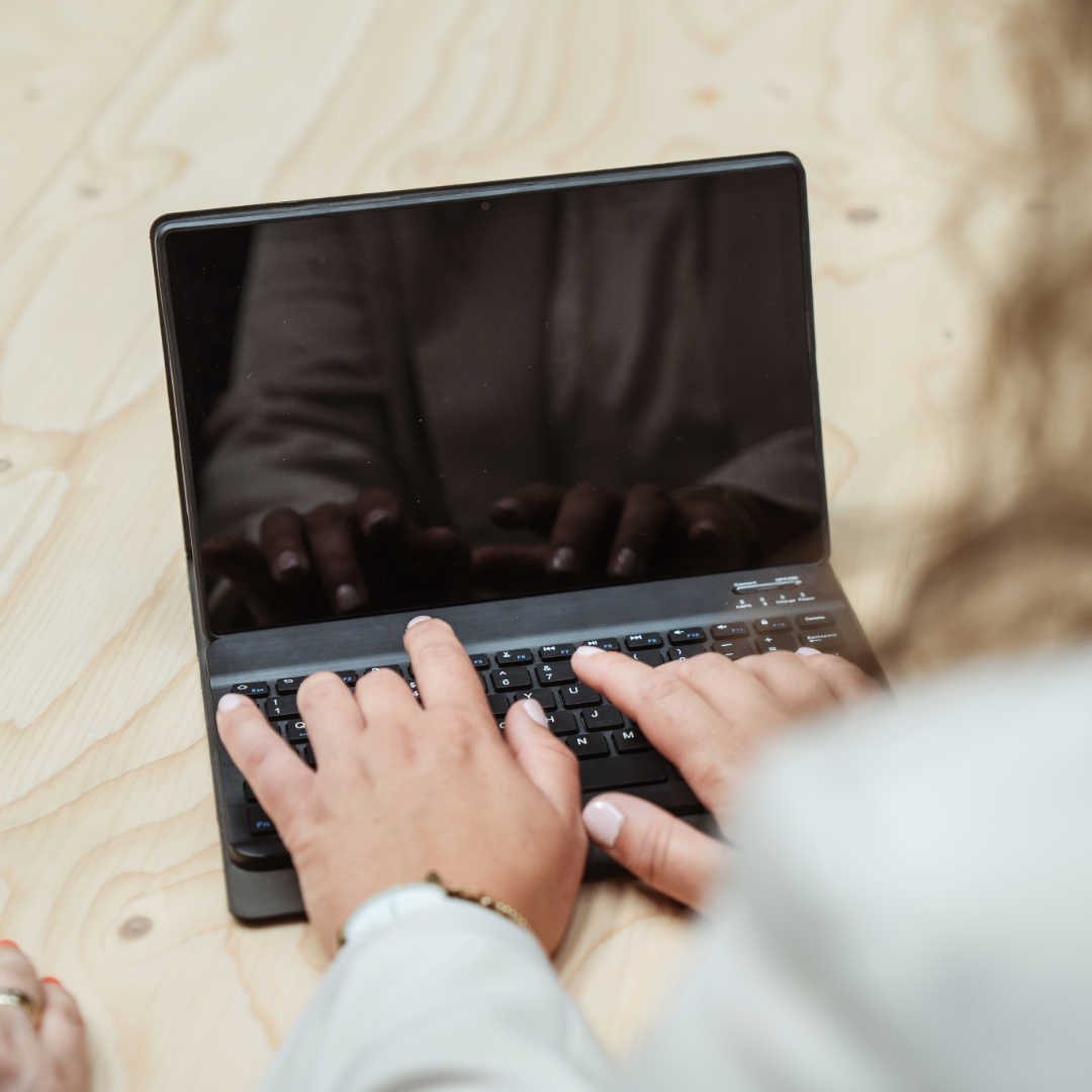 Reinders & van Soest - 9-7-24-137 (1).jpg